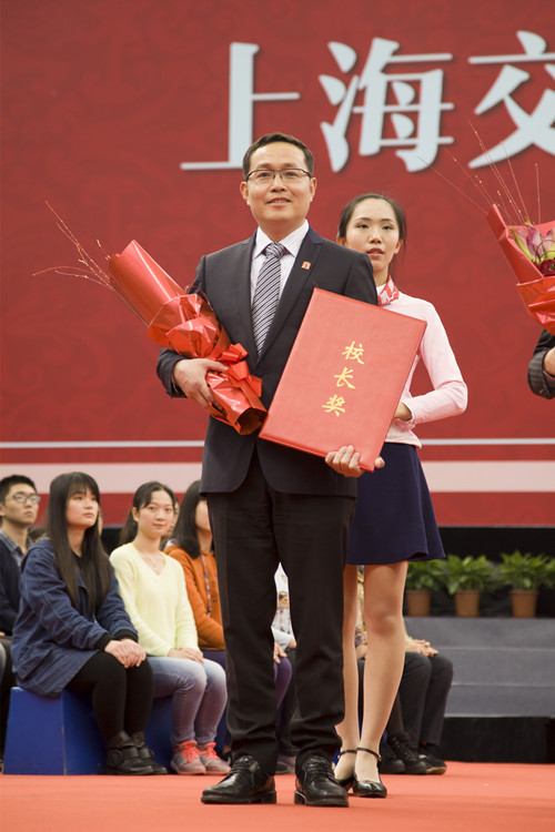世博娱乐