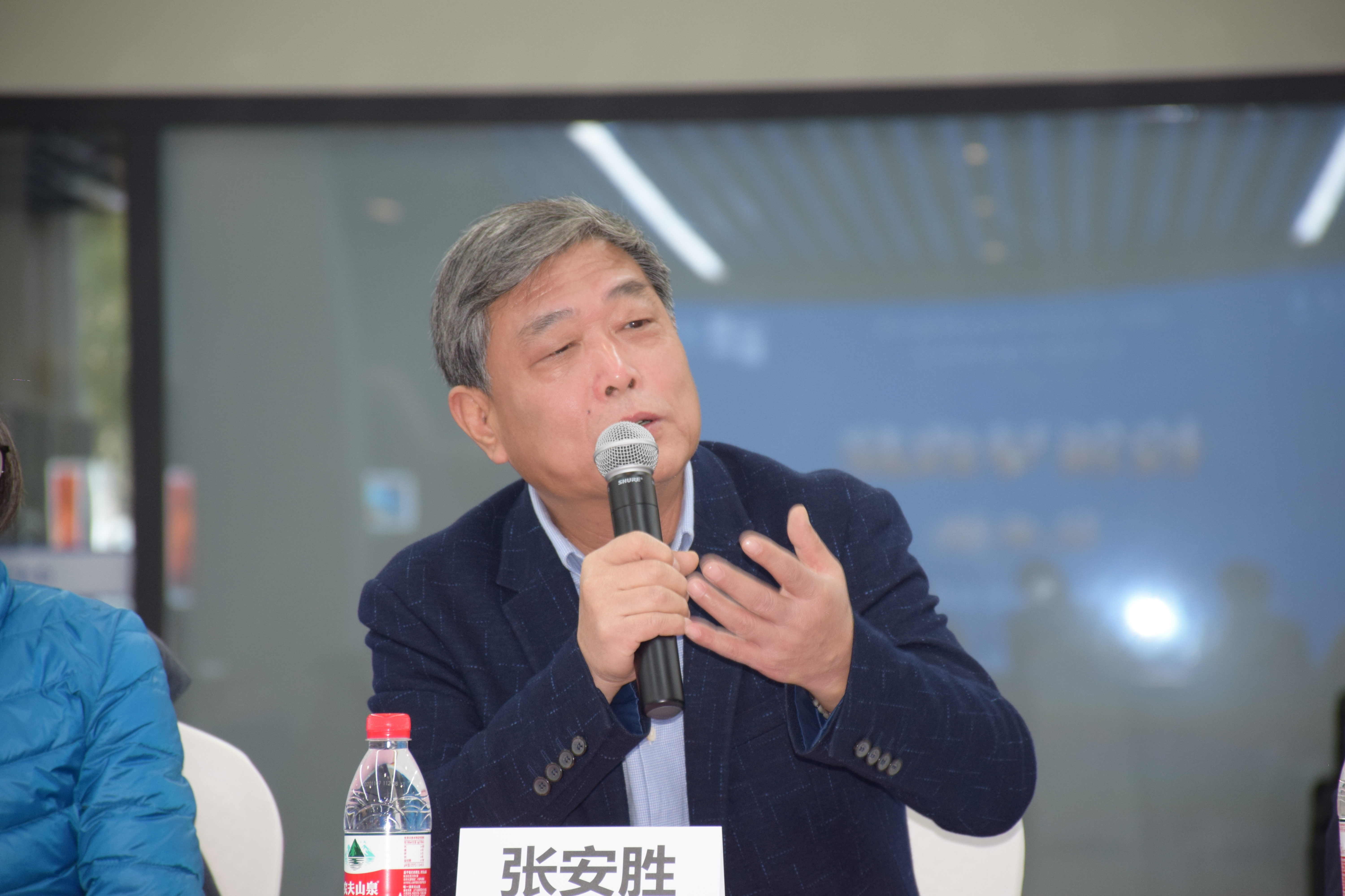世博娱乐