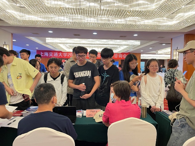 世博娱乐